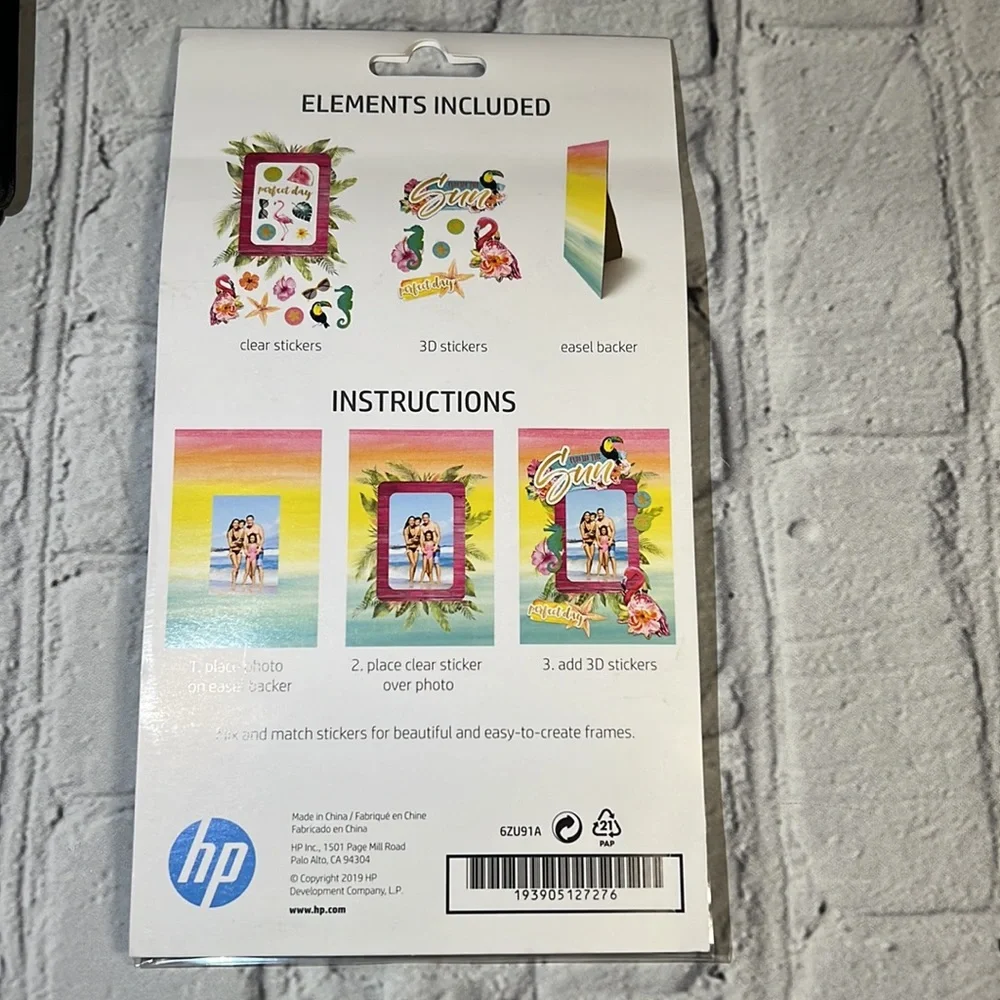 HP Moment Makers 3D Sticker Frames + Mini Album + Wall Hanging Garland - Picture 7 of 12